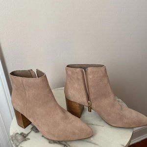 Women's booties  Blondo waterproof leather/suede  size 7.5 M  beige